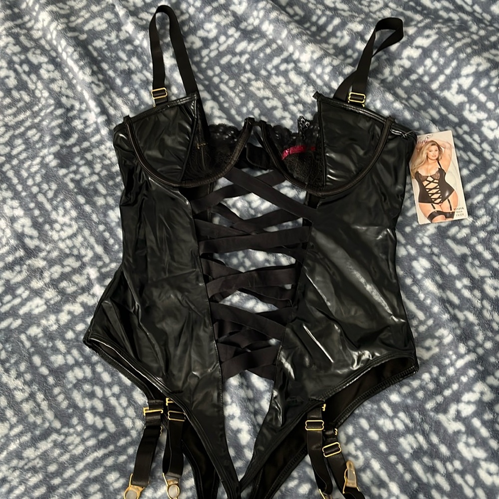 1/2x lingerie new